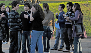 Jóvenes, uno de los grupos de beneficiarios de garantías de alquiler Jóvenes, uno de los grupos de beneficiarios de garantías de alquiler