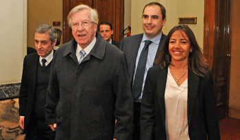 Danilo Astori, Pablo Ferreri y Martín Dibarboure entregan Rendición de Cuentas al Parlamento