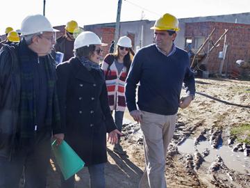 Raúl Sendic visita barrio Las Láminas, Bella Unión Raúl Sendic visita barrio Las Láminas, Bella Unión