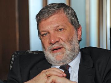 Roberto Kreimerman, ministro de Industra, Energía y Minería Roberto Kreimerman, ministro de Industra, Energía y Minería