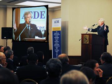 Vicepresidente de la República, Danilo Astori, en Asociación Cristiana de Dirigentes de Empresa Vicepresidente de la República, Danilo Astori, en Asociación Cristiana de Dirigentes de Empresa