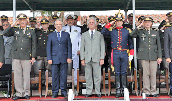 Presidente, Tabaré Vázquez, en acto por el 221.º aniversario del Regimiento de Blandengues de Artigas Presidente, Tabaré Vázquez, en acto por el 221.º aniversario del Regimiento de Blandengues de Artigas