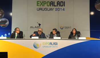 El Presidente José Mujica expone en la Expo Aladi 2014 El Presidente José Mujica expone en la Expo Aladi 2014