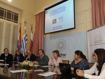 Autoridades nacionales y departamentales en San José Autoridades nacionales y departamentales en San José