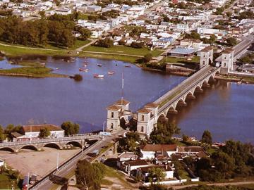 Puente internacional Barón de Mauá sobre el río Yaguarón Puente internacional Barón de Mauá sobre el río Yaguarón