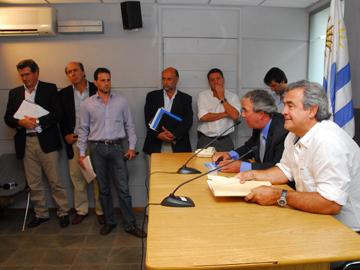 Líderes de la oposición en conferencia de prensa Líderes de la oposición en conferencia de prensa