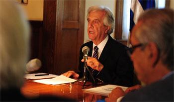 Tabaré Vázquez en conferencia de prensa