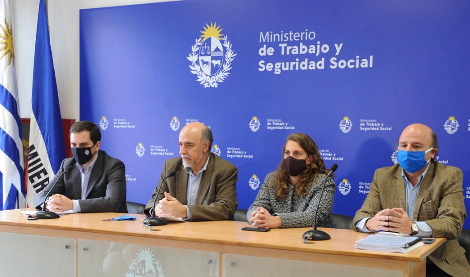 Ministro Pablo Mieres y autoridades celebran el Día de las Trabajadoras Domésticas