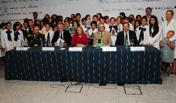 Mujeres distinguidas por el Ministerio de Turismo y Deporte Mujeres distinguidas por el Ministerio de Turismo y Deporte