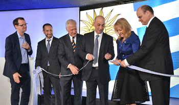 Ministra Carolina Cosse en inauguración del primer cable submarino de Uruguay Ministra Carolina Cosse en inauguración del primer cable submarino de Uruguay