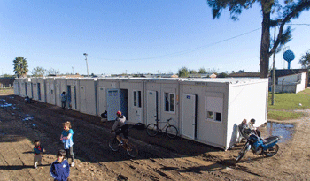 Familias afectadas por inundaciones fueron alojadas en casas-contenedores aportadas por Ministerio de Vivienda Familias afectadas por inundaciones fueron alojadas en casas-contenedores aportadas por Ministerio de Vivienda