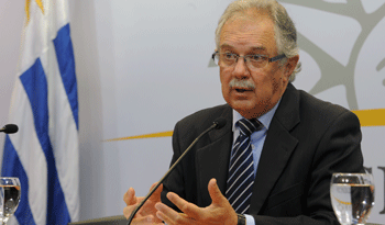 Ministro de Defensa Nacional, Jorge Menéndez Ministro de Defensa Nacional, Jorge Menéndez