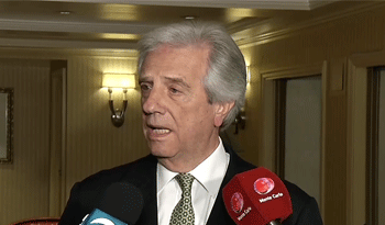 Presidente Tabaré Vázquez en declaraciones de prensa en Nueva York Presidente Tabaré Vázquez en declaraciones de prensa en Nueva York
