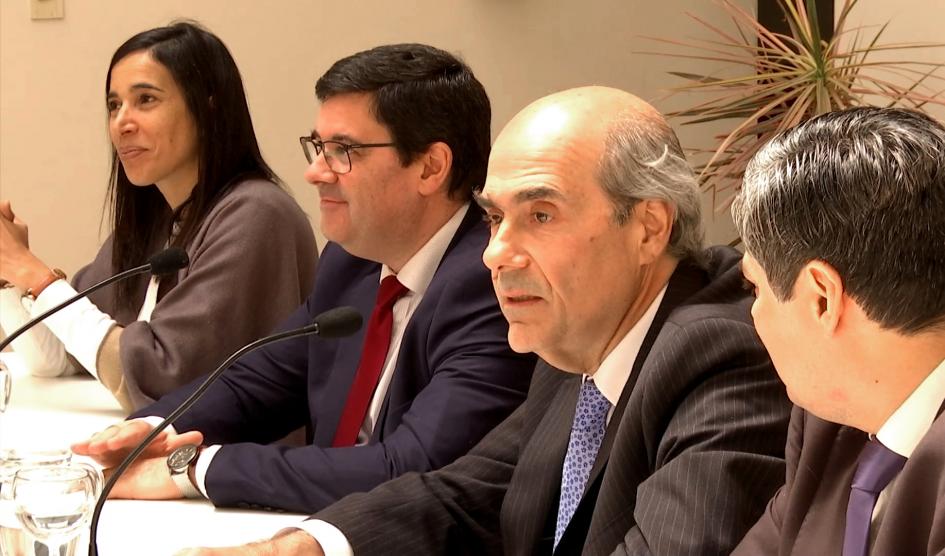 Autoridades de DNE e INAU