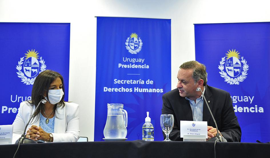 Secretario de la Presidencia, Álvaro Delgado y secretaria de Derechos Humanos, Sandra Etcheverry