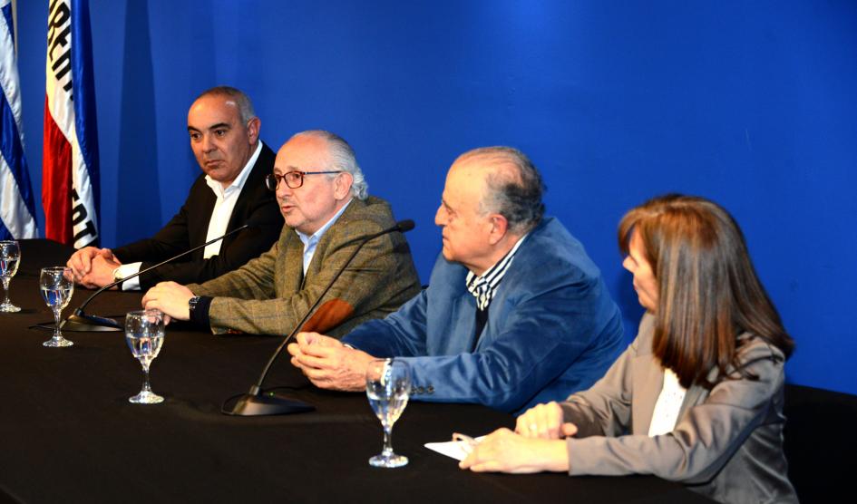 Autoridades del MEC y San Gregorio de Polanco