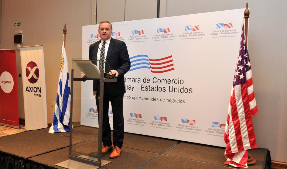 Secretario de Presidencia Álvaro Delgado expone en actividad de Cámara de Comercio Uruguay - Estados Unidos