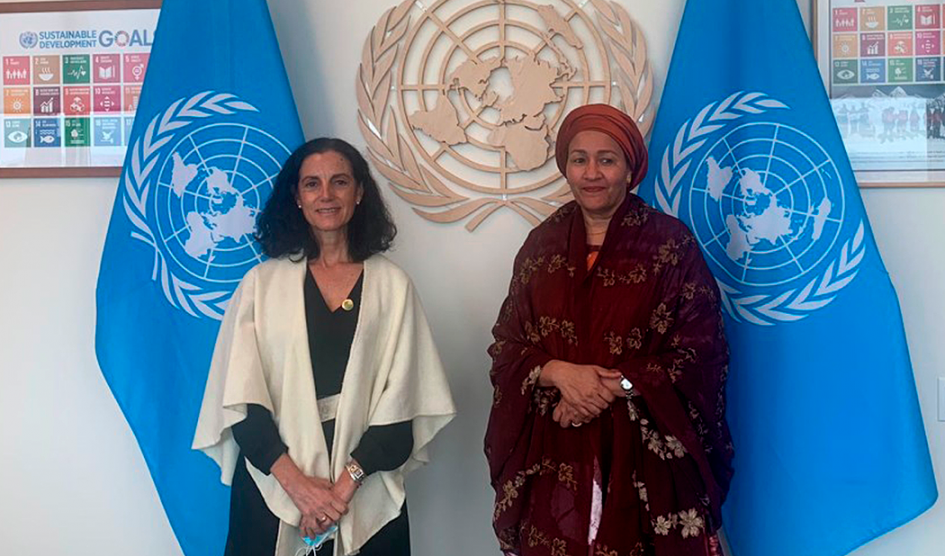 Azucena Arbeleche y Amina Mohammed