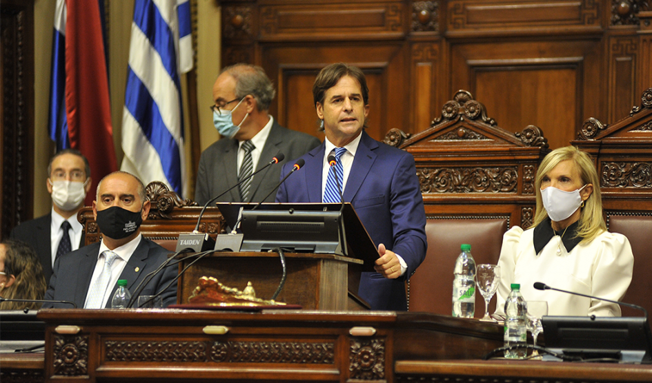 Presidente Lacalle Pou en el Parlamento