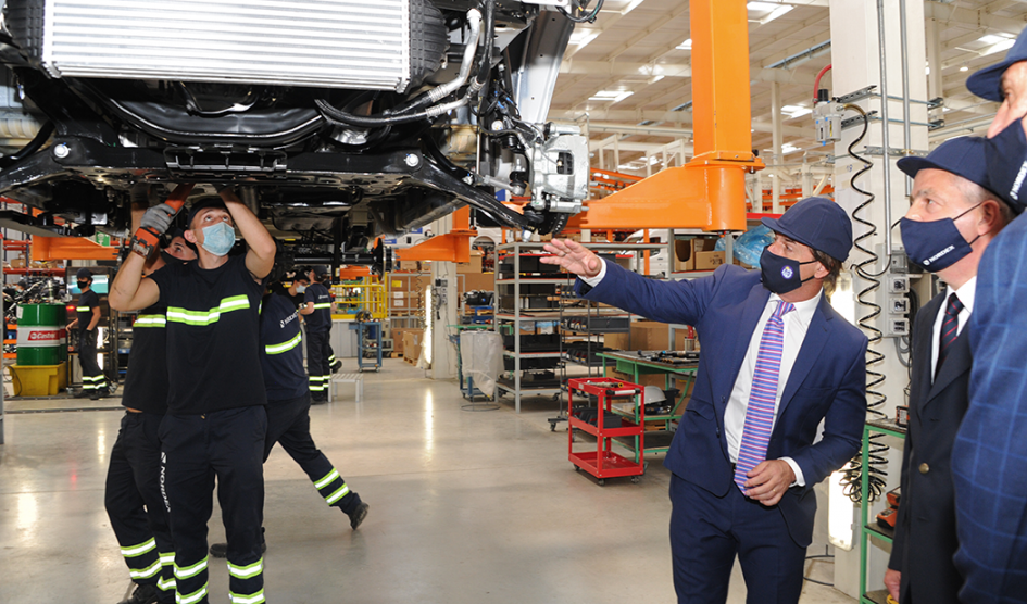 Presidente Luis Lacalle Pou en planta de Nordex Presidente Luis Lacalle Pou en planta de Nordex
