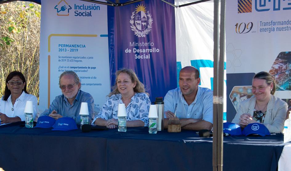 Ministro Martín Lema y Silvia Emaldi presidenta de UTE