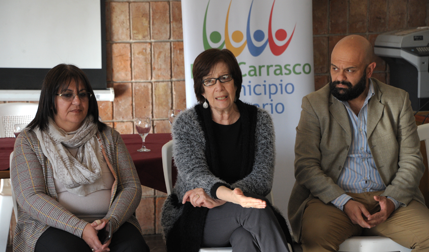 Ministra Marina Arismendi y Julio Bango, de recorrida por Canelones Ministra Marina Arismendi y Julio Bango, de recorrida por Canelones