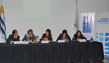 Autoridades en evento de la XIII Conferencia Regional sobre la Mujer de América Latina y el Caribe
