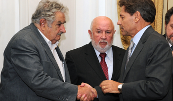 Presidente Mujica en asunción de Jorge Larrieux Presidente Mujica en asunción de Jorge Larrieux