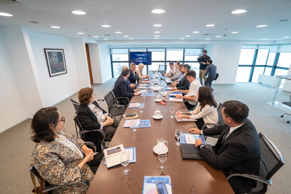 Autoridades en la reunión de la JND