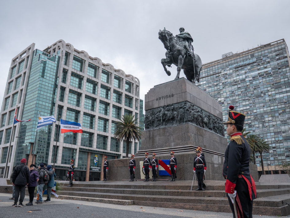 Plaza Independencia, Montevideo