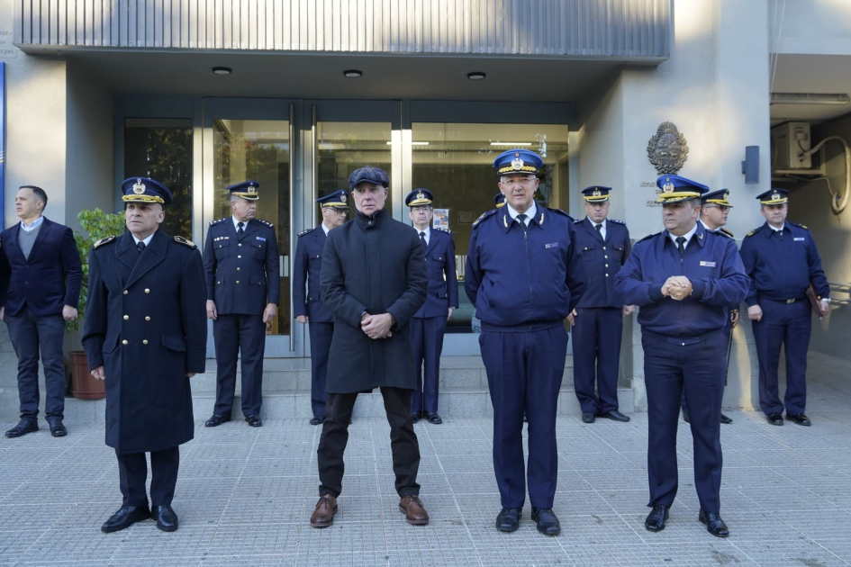 Ministro Negro y autoridades de la Policía Nacional