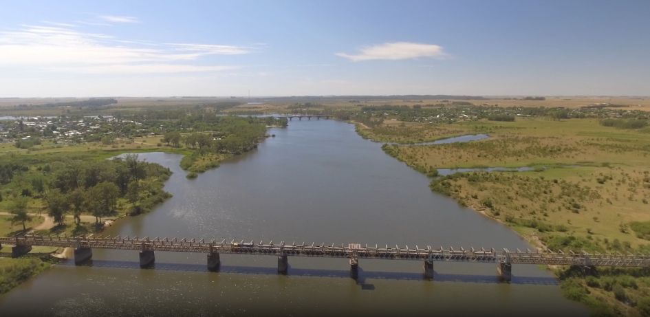 Puente ferroviario río Negro