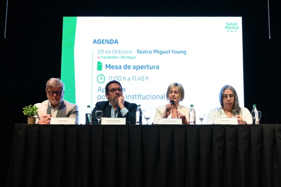 Sergio Pérez, Guillermo Levratto, Gabriela Valverde y Zaida Arteta