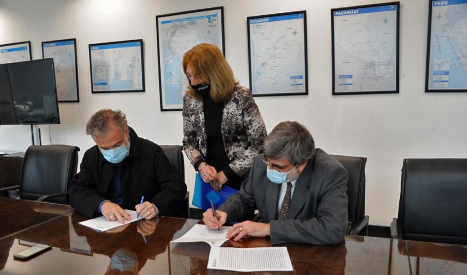 Autoridades de UTE e intendencia de Montevideo