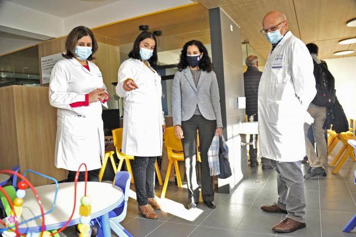 Imágenes de la visita de la ministra Azucena Arbeleche al hospital Pereira Rossell