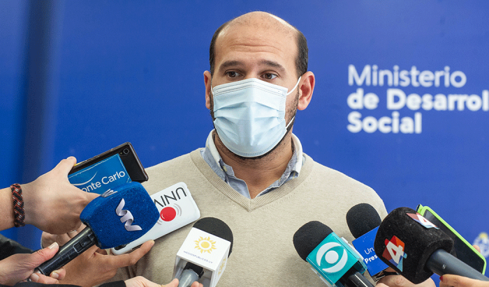 Ministro de Desarrollo Social, Martín Lema, en presentación de plan ante ola de frío polar