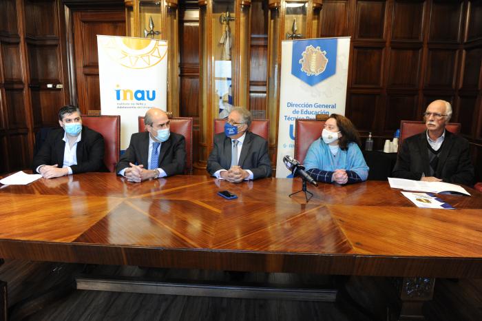 INAU y UTU suscriben acuerdo para ejecutar programas en común con foco en adolescentes