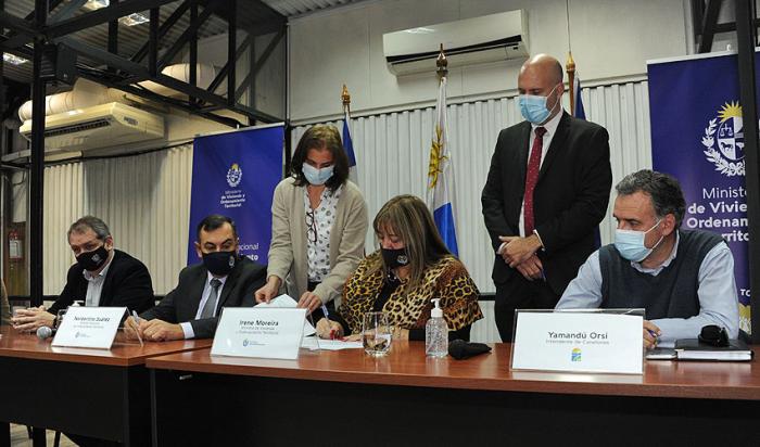 Firma de convenios de cooperación financiera y técnica