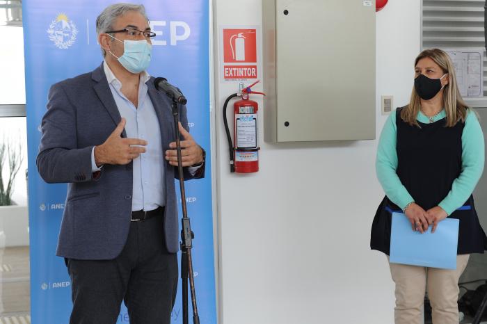 ANEP oficializó la entrega de llaves de centros educativos y un polideportivo en Salto