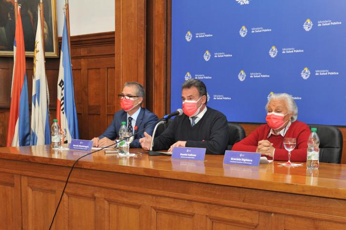 Ministro Daniel Salinas encabezó el acto de apertura de la Semana del Corazón