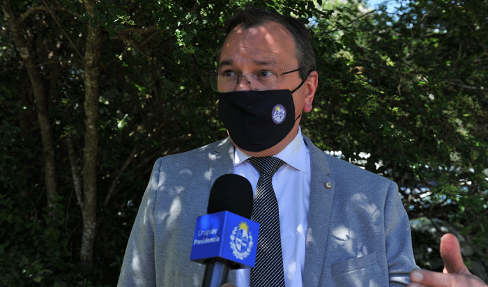 Gobierno e intendencias firmaron acuerdo para ampliar subsidio a boletos estudiantiles en todo el pa