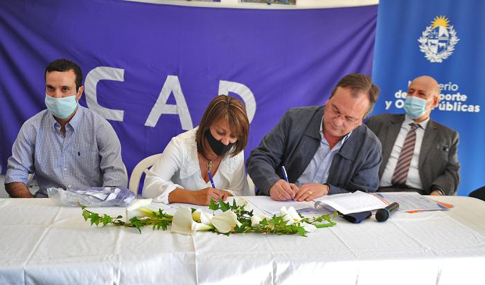 Firma de convenio para mejorar infraestructura del Club Atlético Defensor de Paso de los Toros