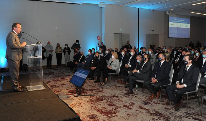 Presidente de la República, Luis Lacalle Pou, participó en conmemoración del Día de la Construcción