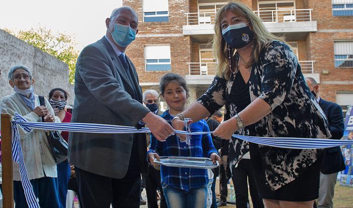 Ministerio de Vivienda y Banco de Previsión Social entregaron 50 viviendas a jubilados y pensionista
