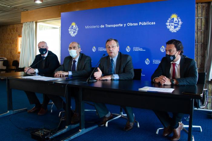 Ministerio de Transporte y Obras Públicas e Instituto del Niño y el Adolescente firmaron acuerdo de 