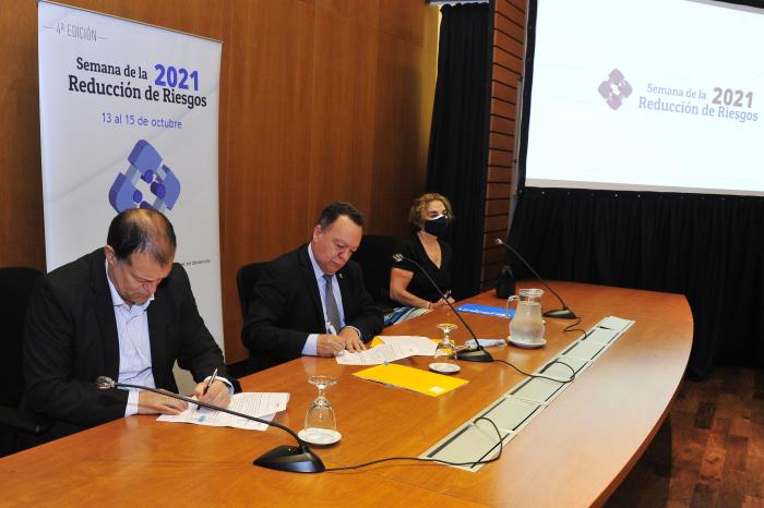 Sistema de Emergencias firmó acuerdos con Oficina de Servicio Civil y Unicef