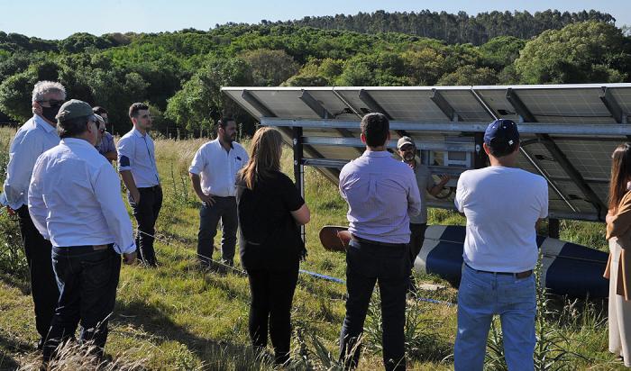Uruguay promueve el acceso a energías fotovoltaicas en zonas rurales