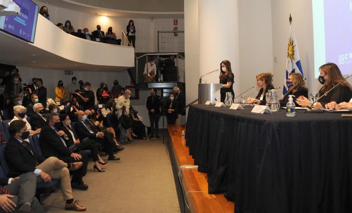 Lacalle Pou encabezó acto por Día Internacional para la Eliminación de la Violencia contra las Mujer