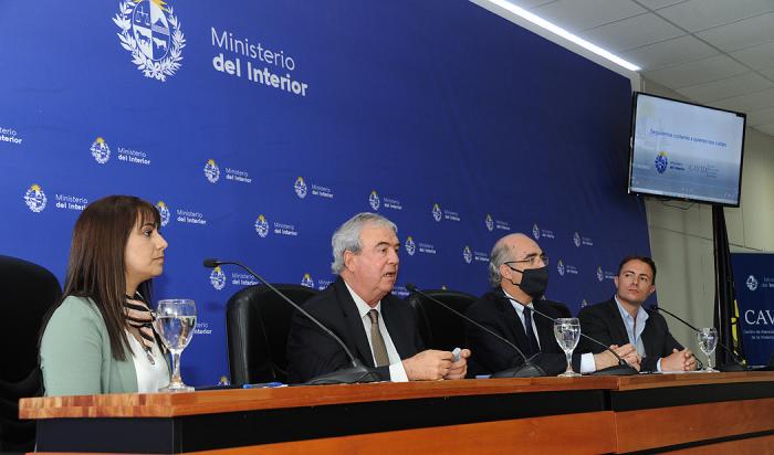 Conferencia de prensa de autoridades del Ministerio del Interior