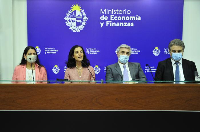 Uruguay concretó emisión en el mercado de bonos Samurai a tasas históricamente bajas